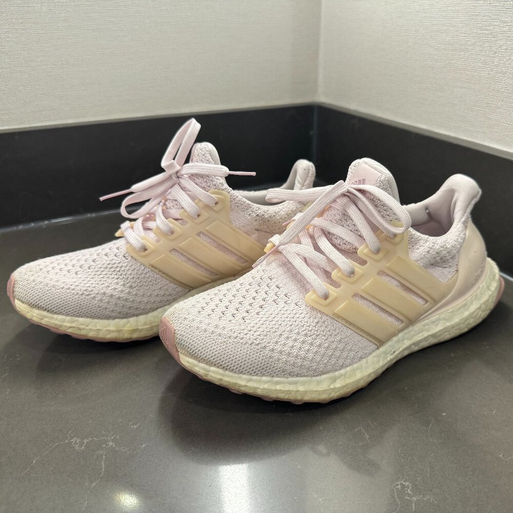 Adidas Ultraboost 1.0 Running Boost Shoes Light Pink Women's Size 6.5